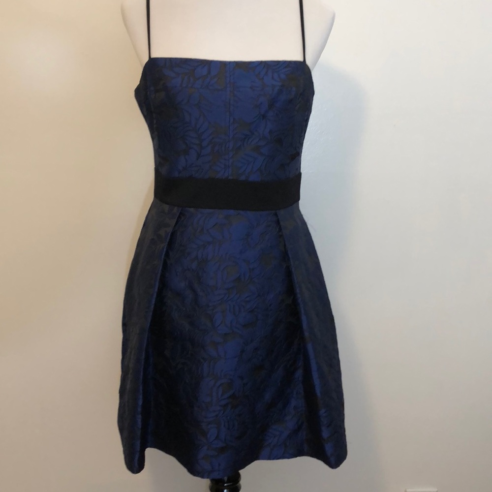 COPY - NWT Black Halo strpless dress floral print 1